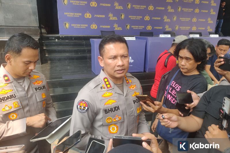 Nadiem Makarim Pakai Gelang Detektor di Kaki saat Hadiri Sidang Tuntutan