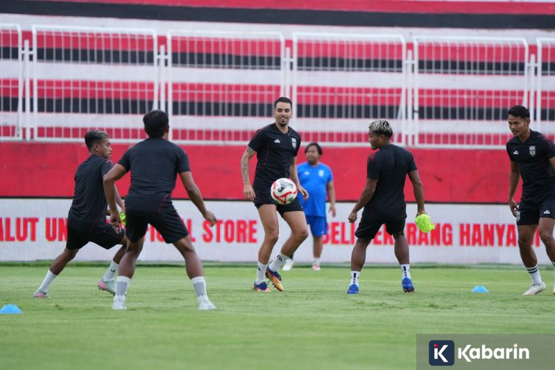 KPK Tahan Bupati Muara Enim dan Tiga Tersangka Lain dalam Kasus Suap Pengadaan