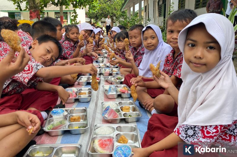 PIHPS: Harga Cabai Rawit Rp57.650 per Kg, Telur Ayam Rp32.500 per Kg
