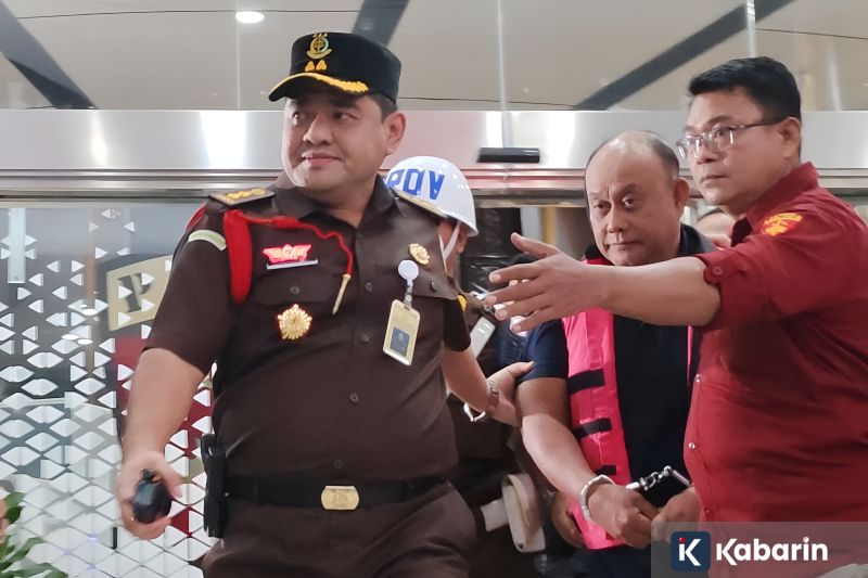 Kejagung Tahan Dadan Hindayana Usai Penggeledahan Kantor BGN