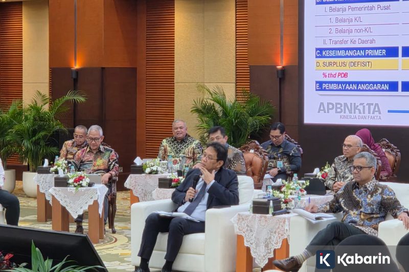 Menko Pangan Pastikan Stok Pupuk Aman, Penyaluran Subsidi Tembus 4 Juta Ton